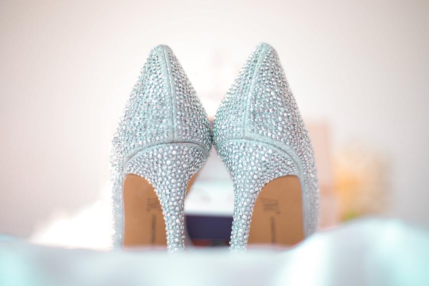 gorilla glue for fabric shoes