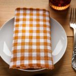 identifying gingham fabric side