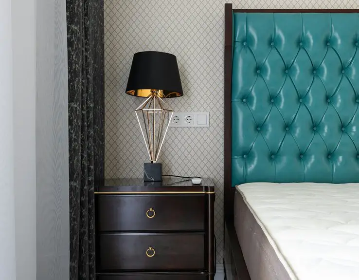 creating flawless upholstery pleats