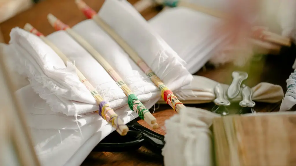 japanese shibori dyeing techniques