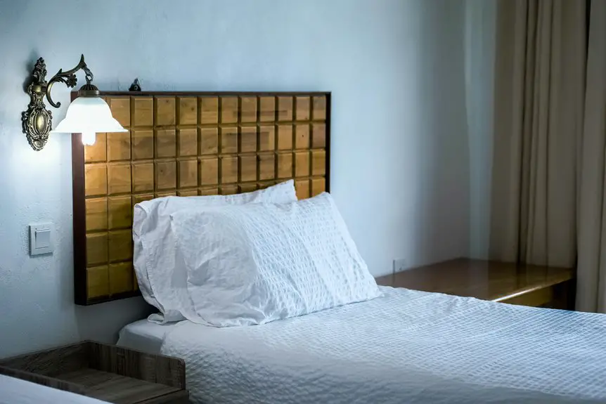 textured headboard advantages explained